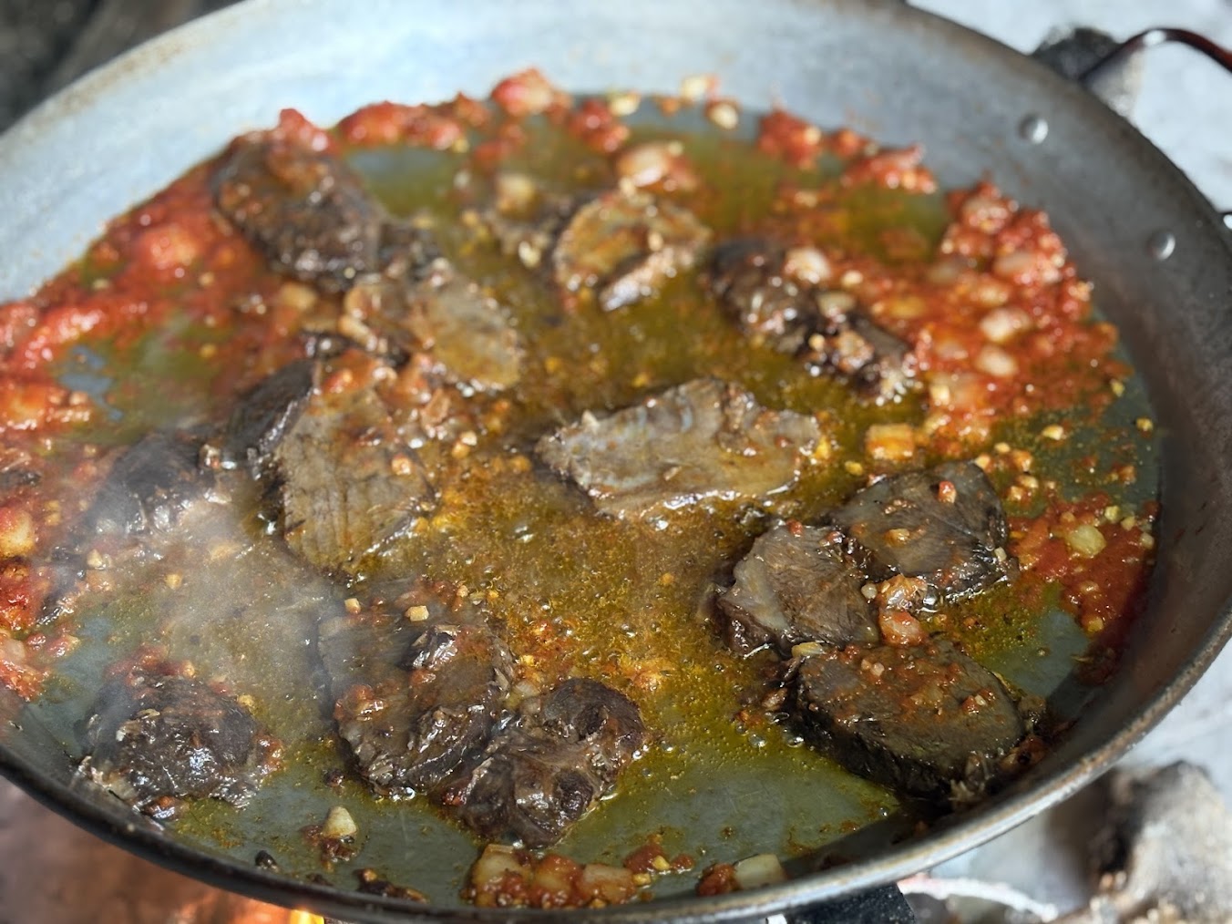 Sofrito con pimiento, tomate y carrillada