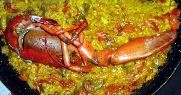 Paella de bogavante