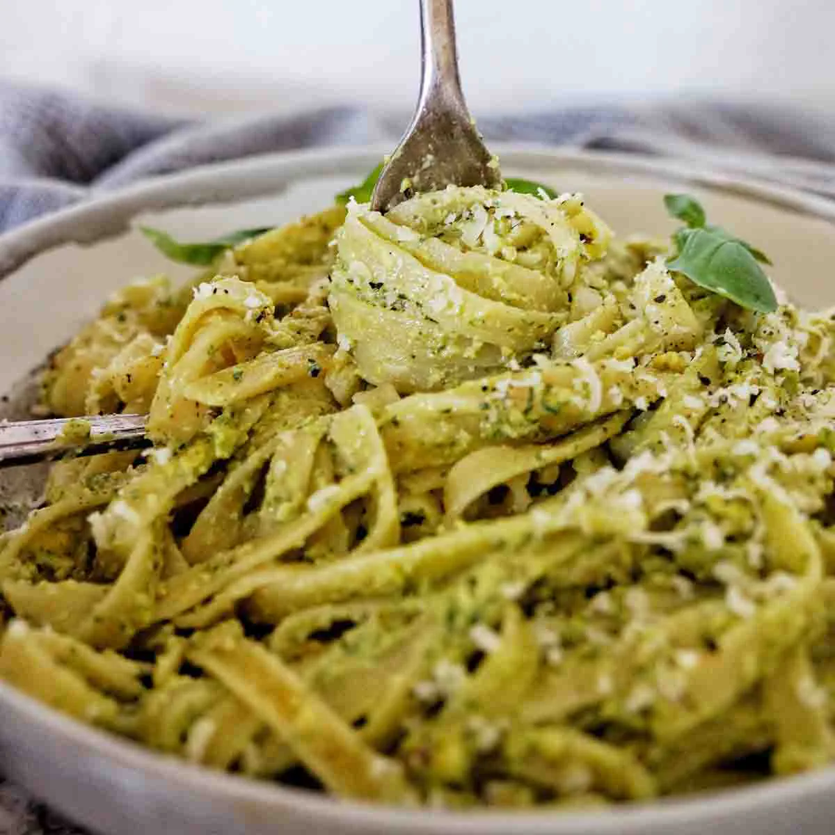 Fettuccine al pesto genovés cremoso